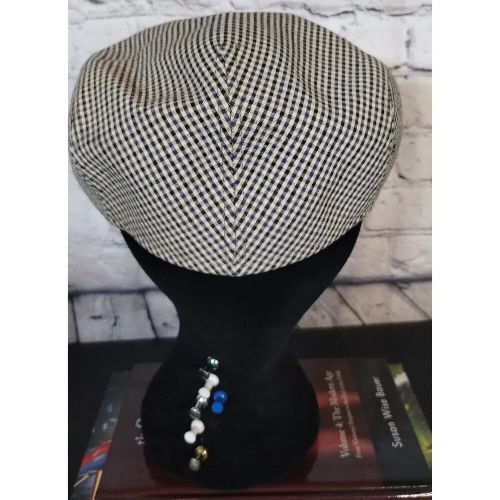 VTG Seifter Assoc. Large Brown and Black Plaid Newsboy Driver Cap Hat Italy Med